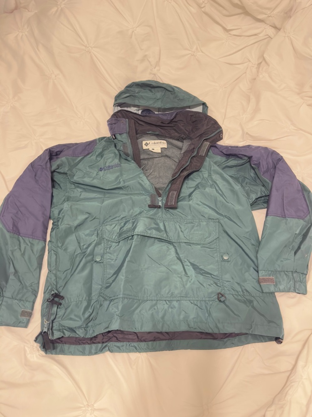 Men’s hooded rain coat by Columbia size Large dark green blue vintage 2000s
